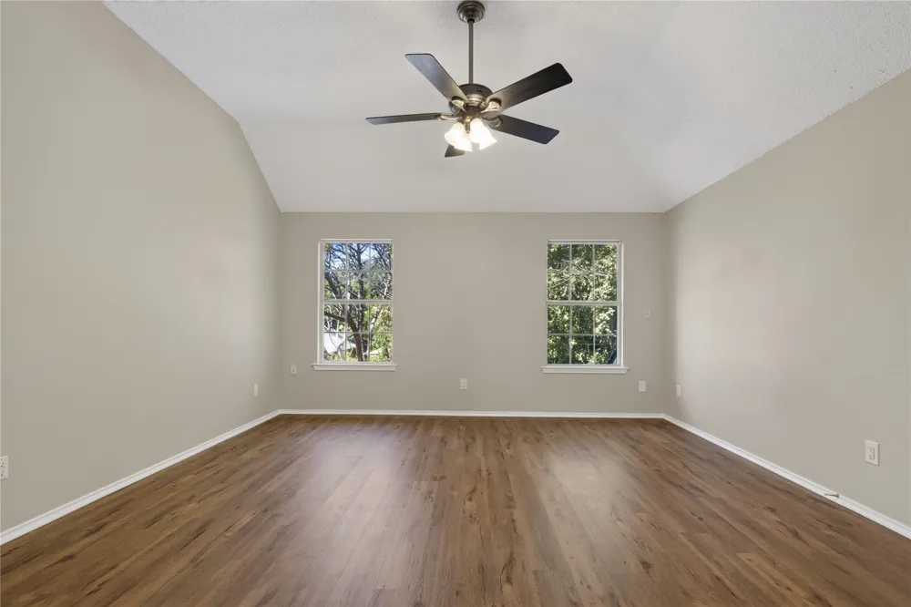 2201 W Brooklake Street Denton, TX 76207