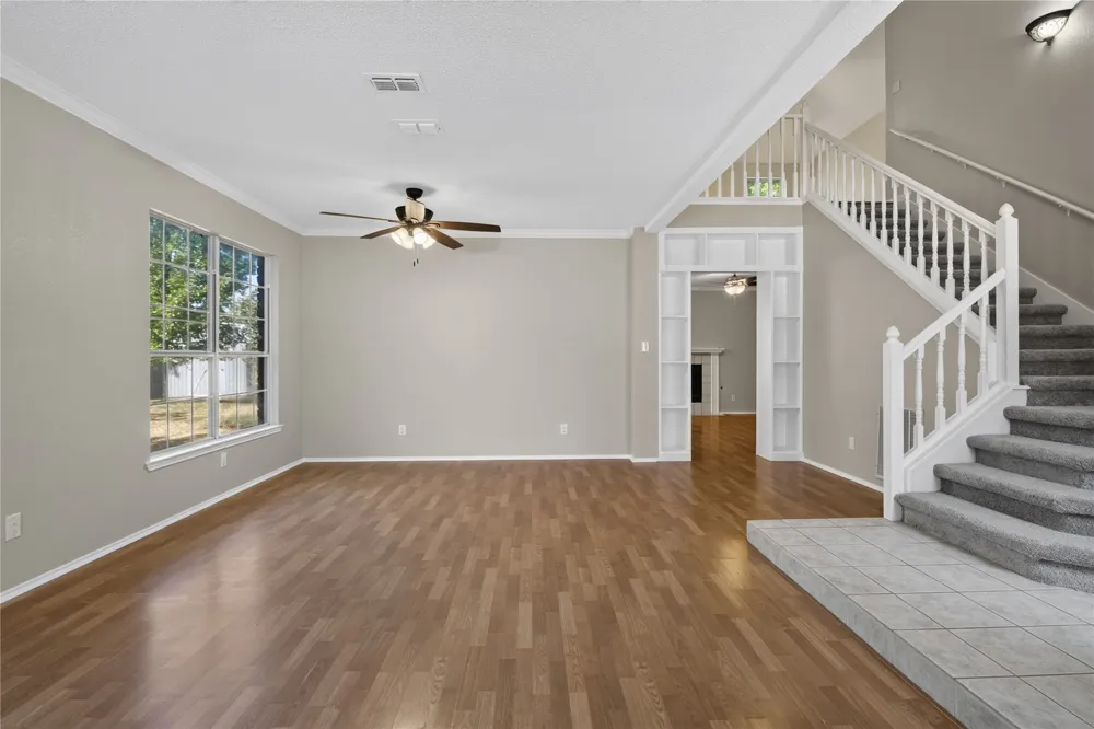 2201 W Brooklake Street Denton, TX 76207