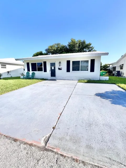 6711 NW 72nd Street