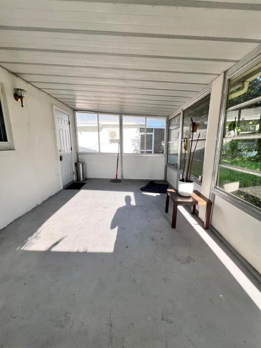 6711 NW 72nd Street Tamarac, FL 33321