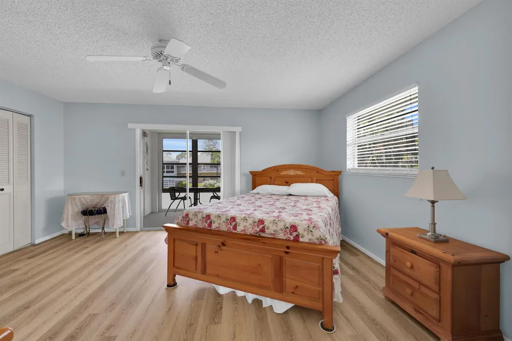 15 lake vista Trail #205 Port St. Lucie, FL 34952