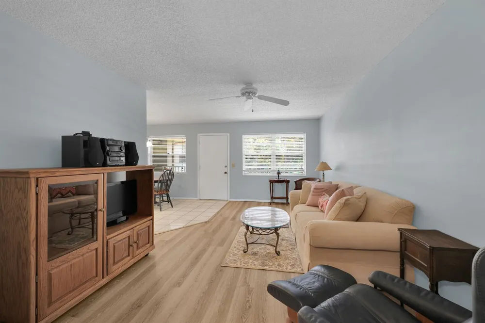 15 lake vista Trail #205 Port St. Lucie, FL 34952