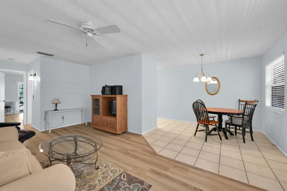 15 lake vista Trail #205 Port St. Lucie, FL 34952