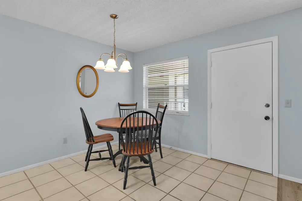 15 lake vista Trail #205 Port St. Lucie, FL 34952