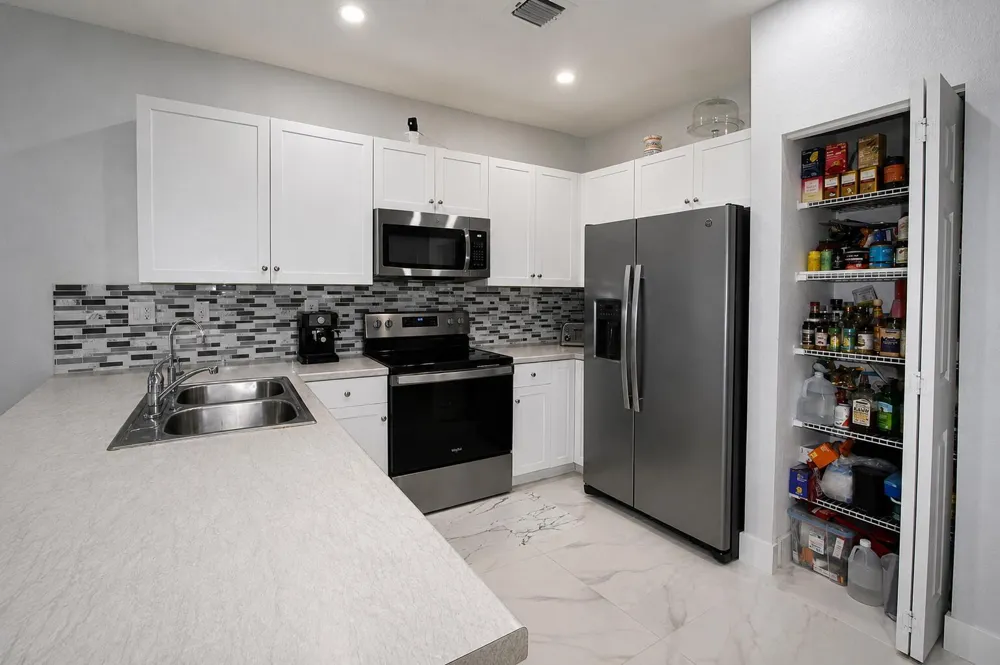5437 NW 27TH COURT Margate, FL 33063