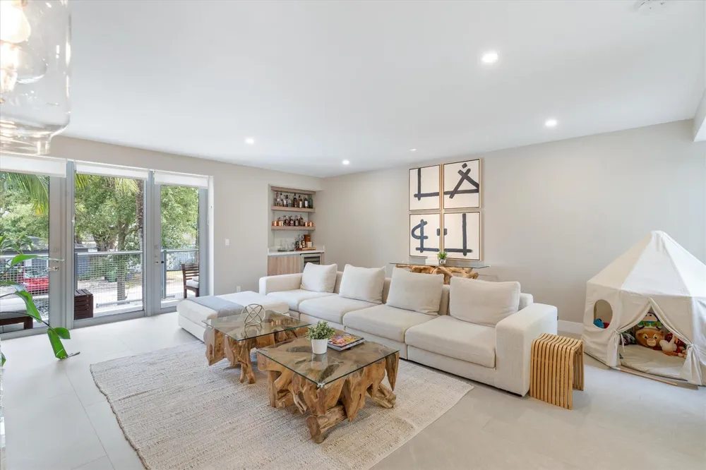 1509 NE 4th Place Fort Lauderdale, FL 33301