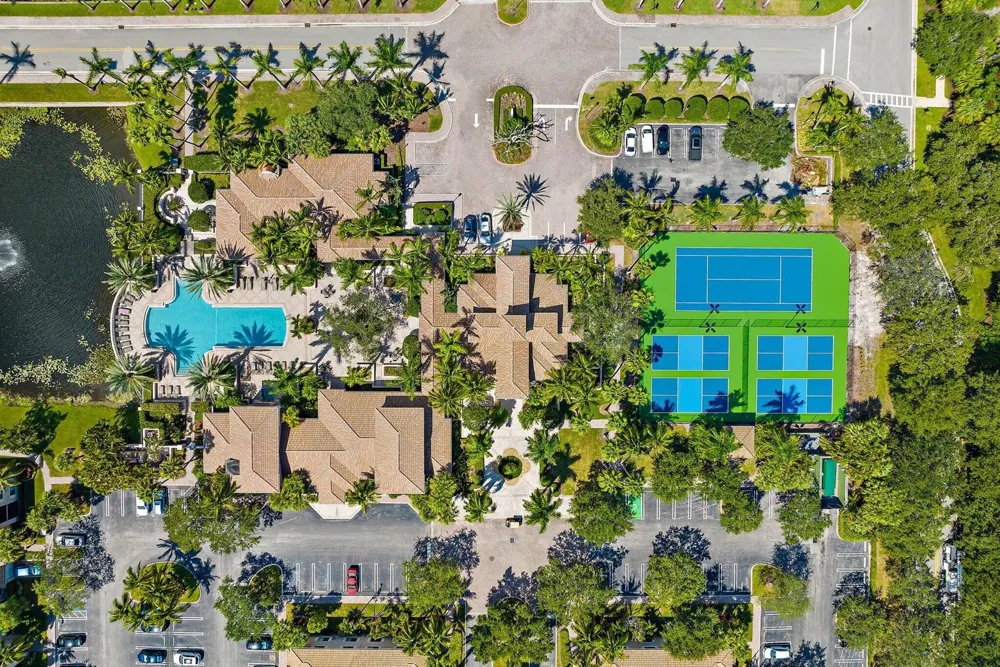 3020 ALCAZAR PLACE #106 Palm Beach Gardens, FL 33410