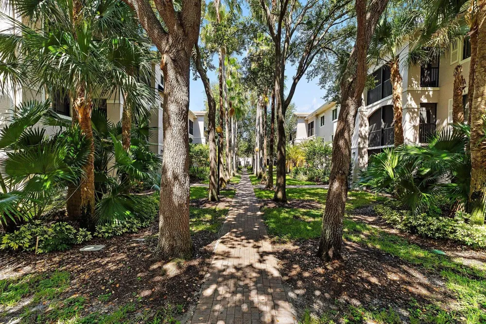 3020 ALCAZAR PLACE #106 Palm Beach Gardens, FL 33410