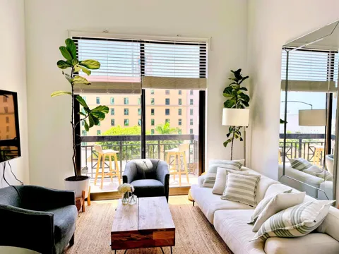 801 S Olive Avenue #403
