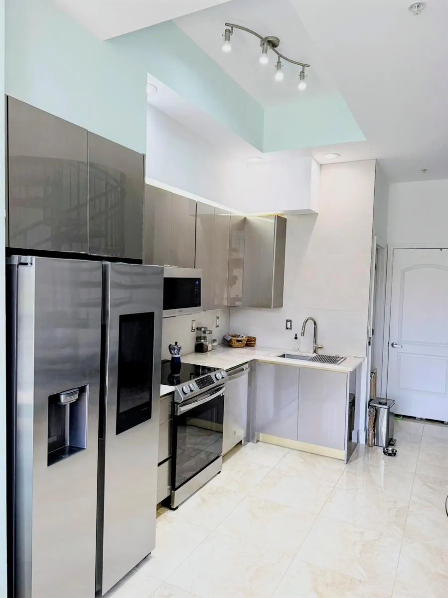801 S Olive Avenue #403 West Palm Beach, FL 33401