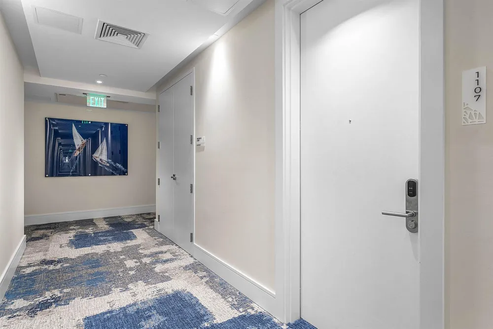 220 LAKE SHORE DR DRIVE #1107 Lake Park, FL 33403