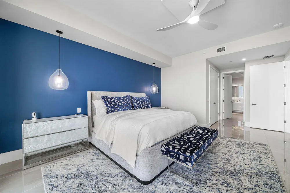 220 LAKE SHORE DR DRIVE #1107 Lake Park, FL 33403