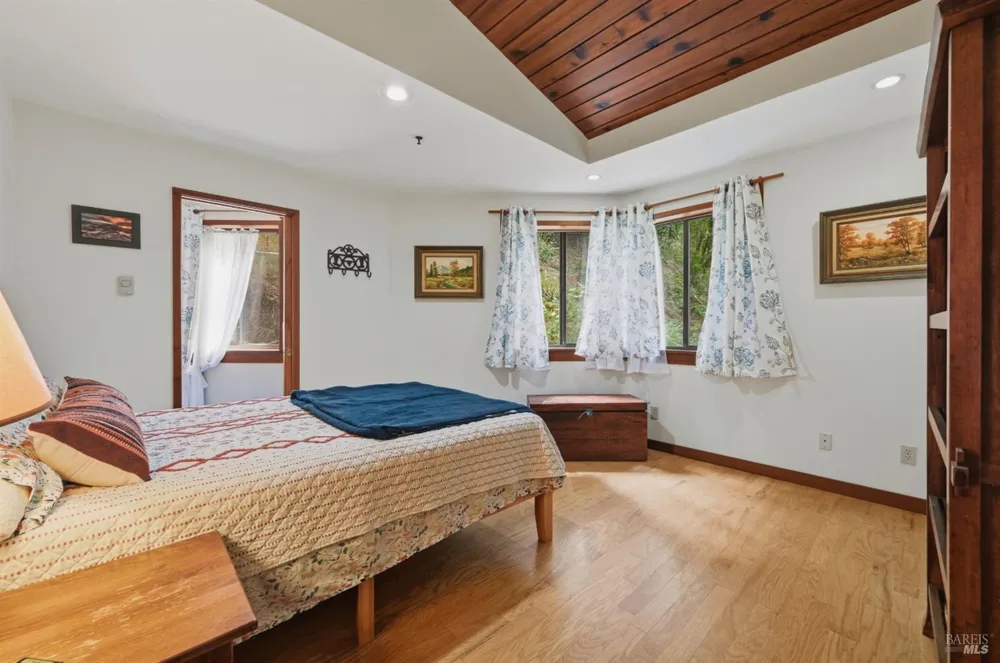 19300 Fort Ross Road Cazadero, CA 95421