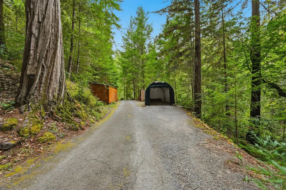 19300 Fort Ross Road Cazadero, CA 95421