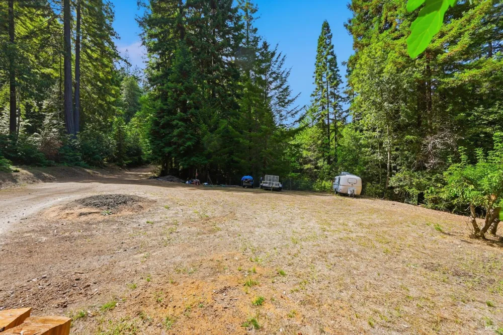 19300 Fort Ross Road Cazadero, CA 95421