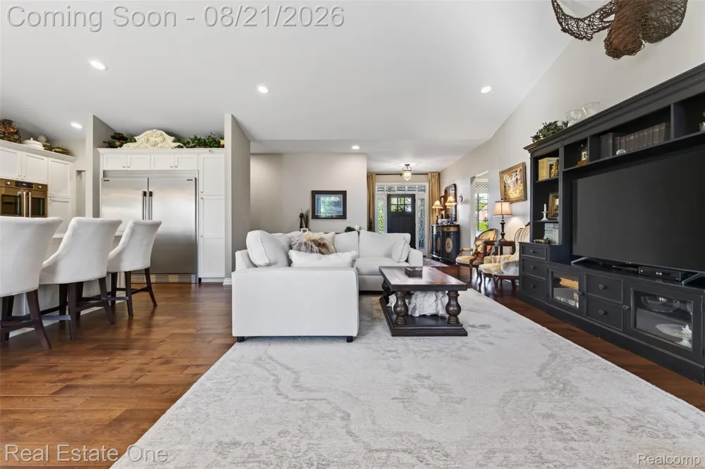 1537 Glass Lake Circle Oxford Charter Township, MI 48371