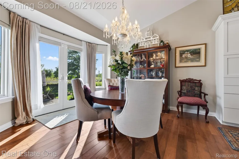 1537 Glass Lake Circle Oxford Charter Township, MI 48371