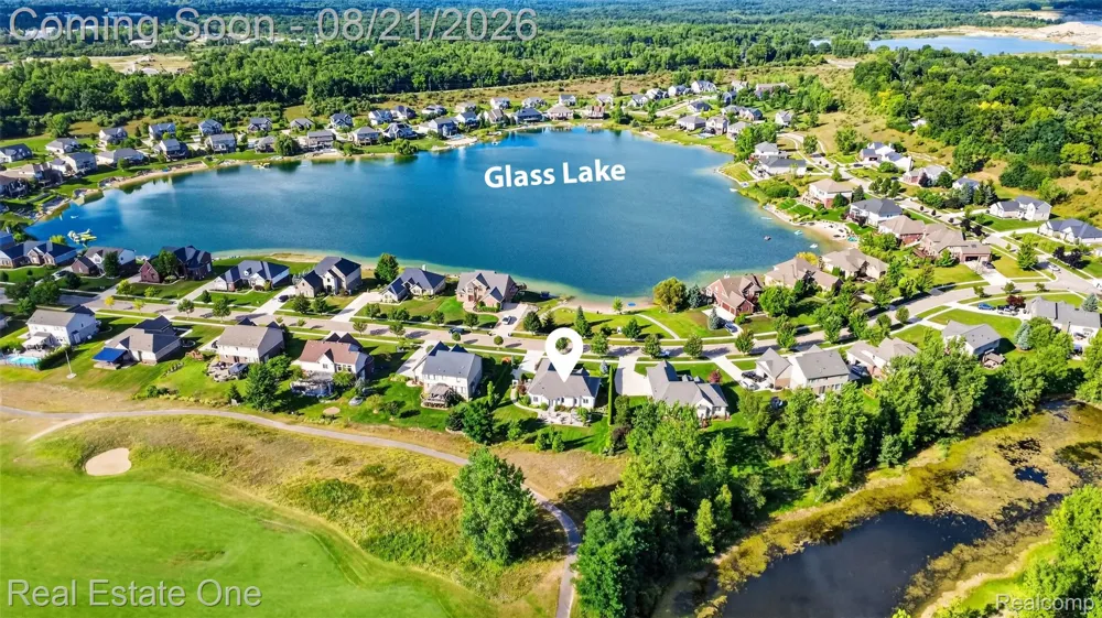 1537 Glass Lake Circle Oxford Charter Township, MI 48371
