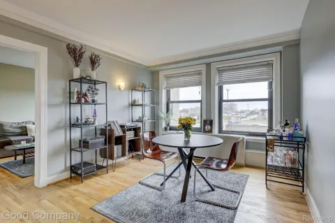 15 E Kirby Street #625