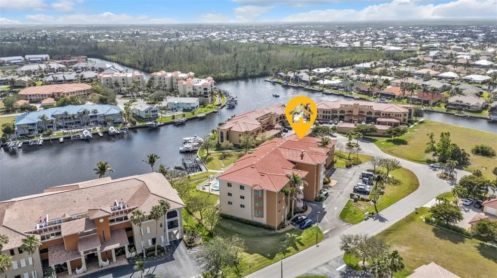 3322 PURPLE MARTIN DRIVE #127 Punta Gorda, FL 33950