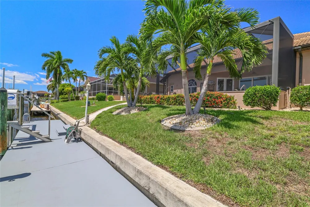 1317 PINE SISKIN DRIVE Punta Gorda, FL 33950