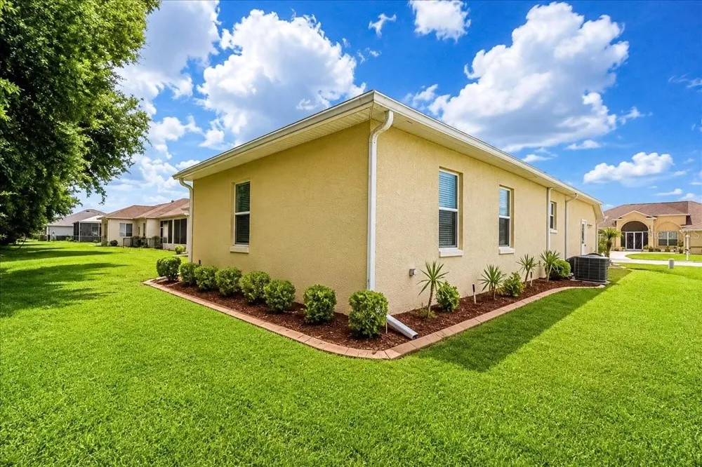 5667 27TH PLACE NW ocala, FL 34482