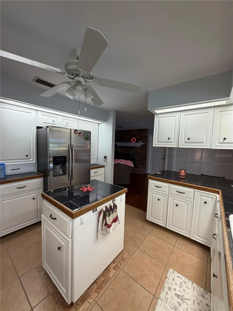 235 HARTRIDGE HILLS DRIVE Winter Haven, FL 33881