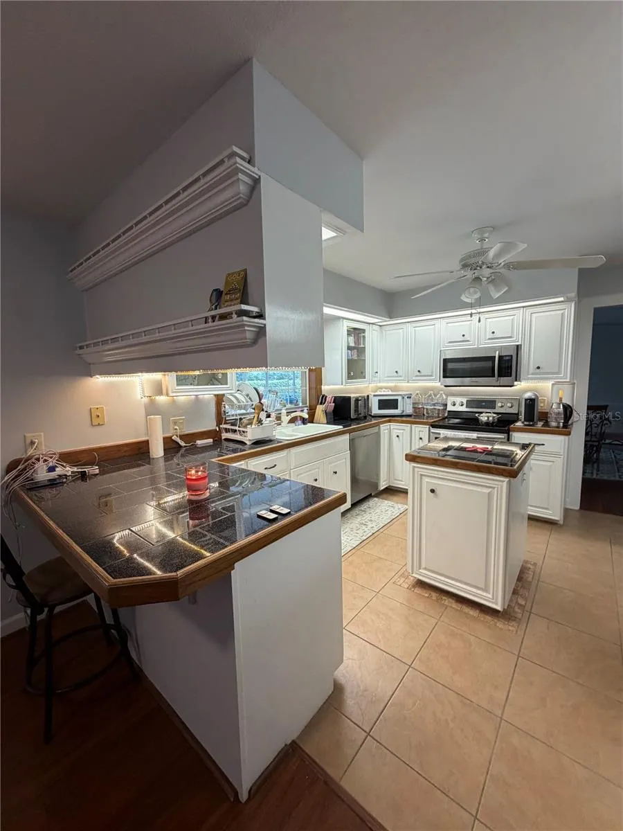 235 HARTRIDGE HILLS DRIVE Winter Haven, FL 33881