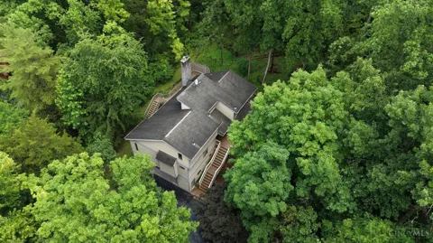 3533 Woodland Trail