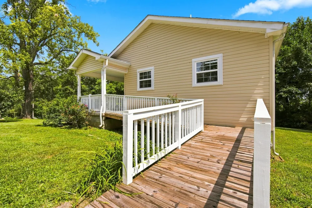 150 Higdon Ln Monterey, TN 38574