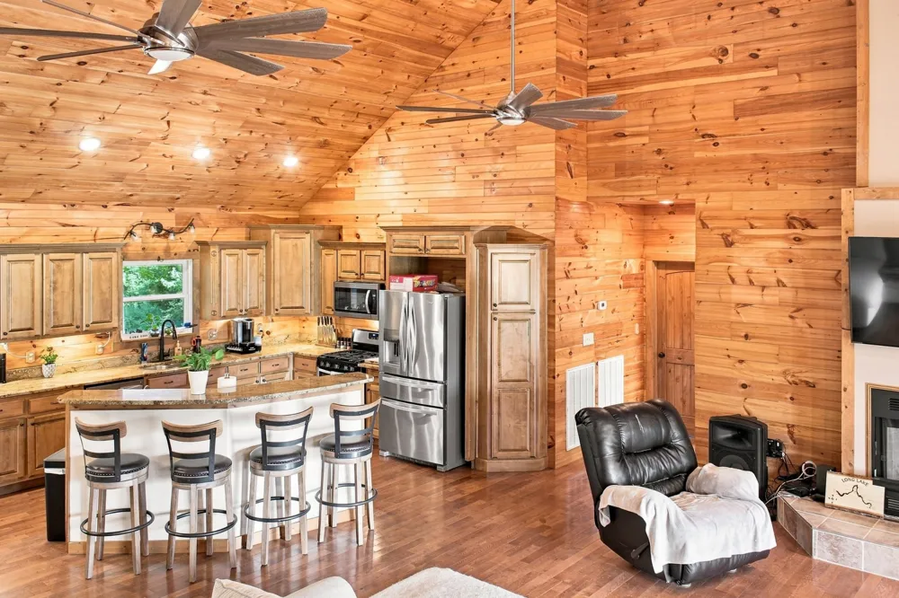 251 Tisdale Dr Smithville, TN 37166