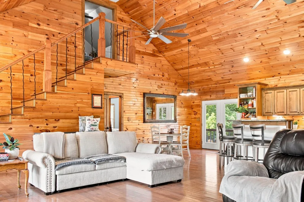 251 Tisdale Dr Smithville, TN 37166