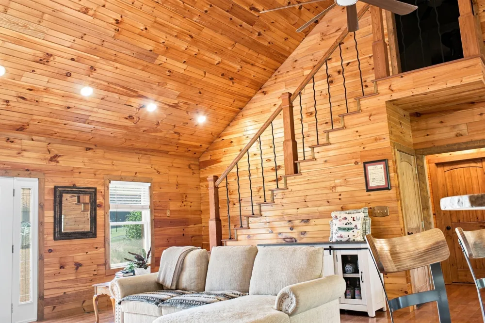 251 Tisdale Dr Smithville, TN 37166