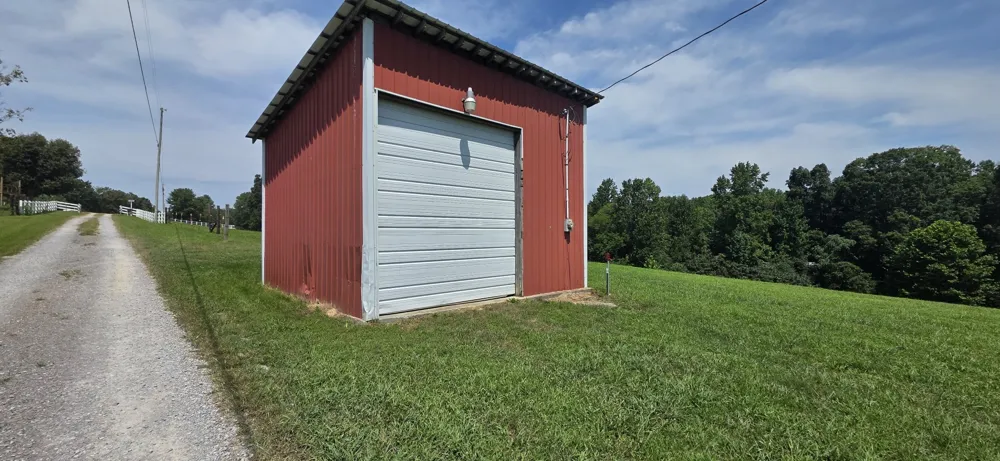 251 Tisdale Dr Smithville, TN 37166