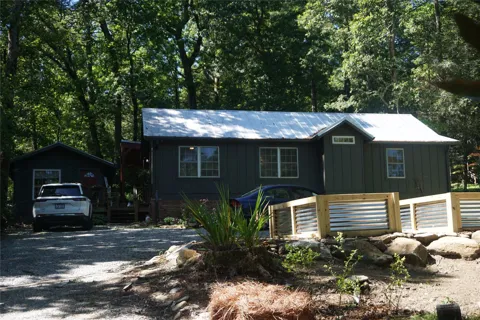 93 Rocky Hill Road