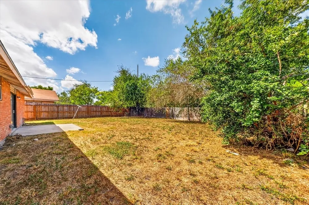 1626 Bois D Arc Place Corpus Christi, TX 78416