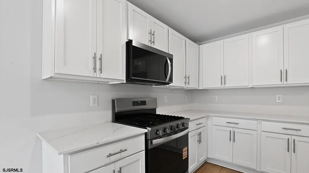 217 Huntington Dr Egg Harbor Township, NJ 08234