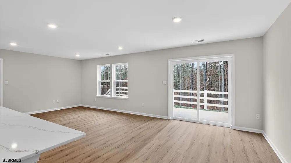 217 Huntington Dr Egg Harbor Township, NJ 08234