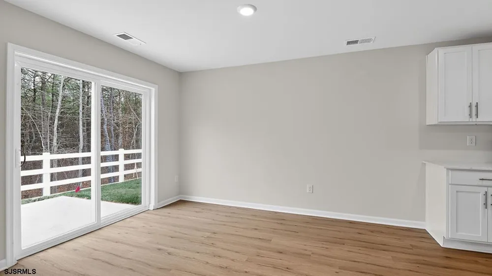 217 Huntington Dr Egg Harbor Township, NJ 08234
