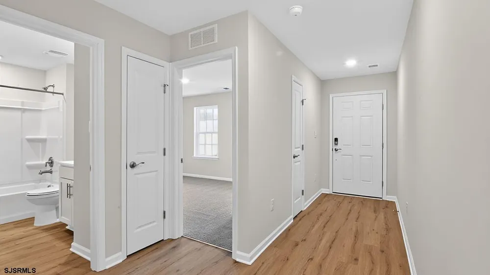 217 Huntington Dr Egg Harbor Township, NJ 08234