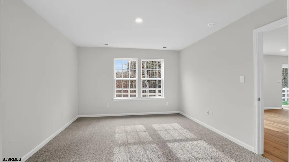217 Huntington Dr Egg Harbor Township, NJ 08234
