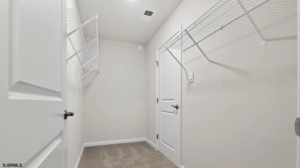 217 Huntington Dr Egg Harbor Township, NJ 08234