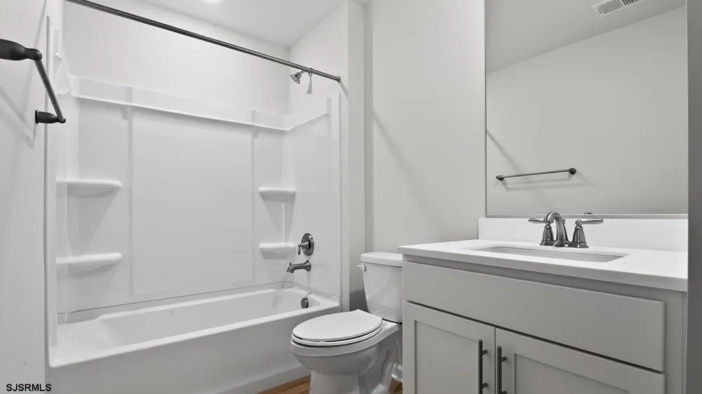 217 Huntington Dr Egg Harbor Township, NJ 08234