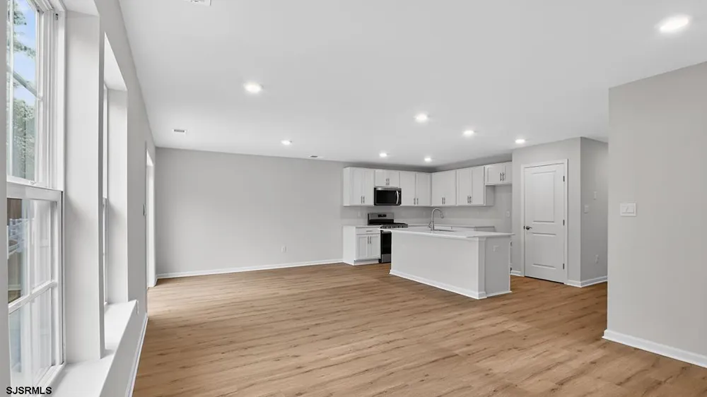 217 Huntington Dr Egg Harbor Township, NJ 08234
