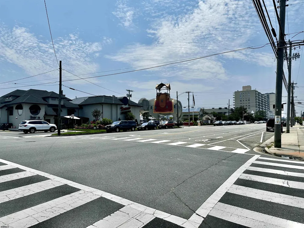9105 Atlantic Ave Margate, NJ 08402