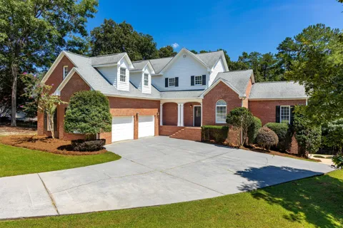 388 Double Tree Drive SE