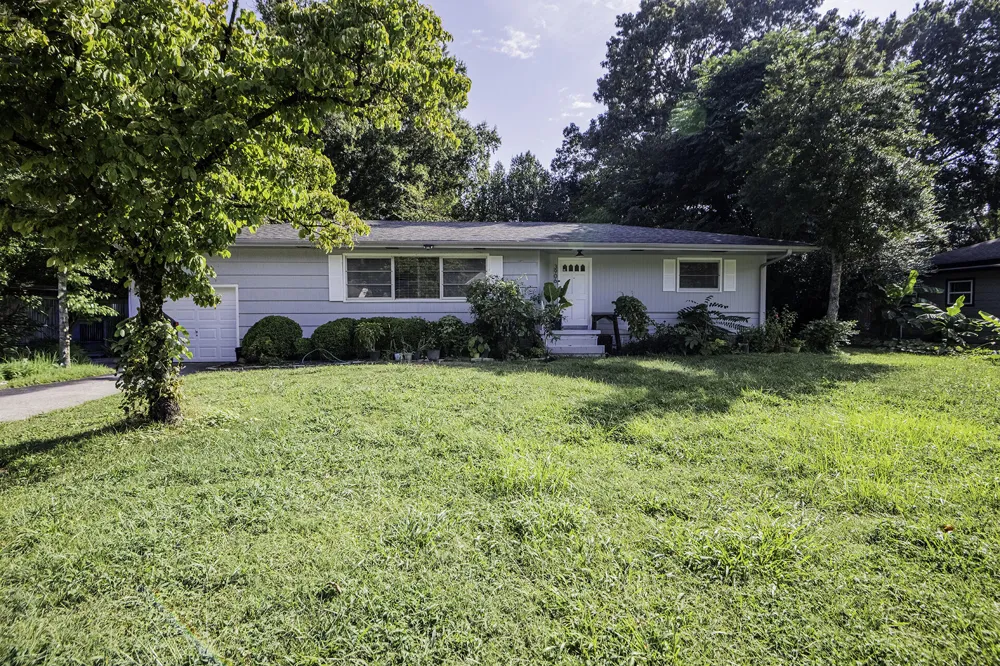 3906 Fountain Avenue East Ridge, TN 37412