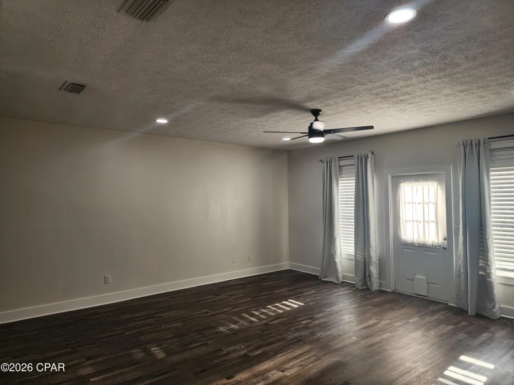 121 S Wells Street Panama City Beach, FL 32413