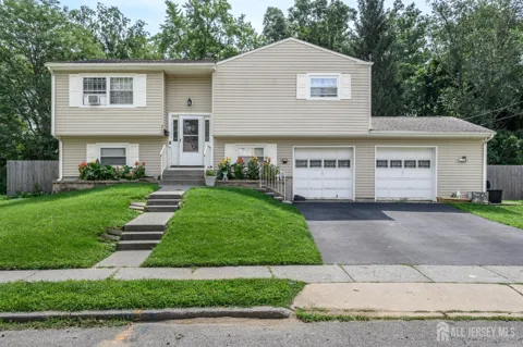 72 Lawrence Drive
