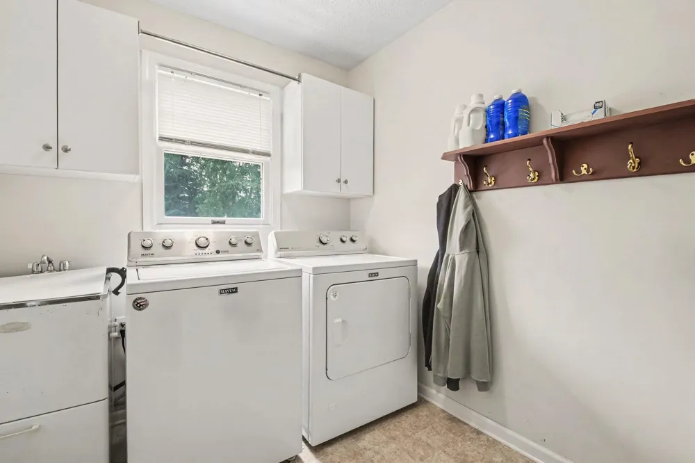 1444 Penncross Drive SE Caledonia, MI 49316